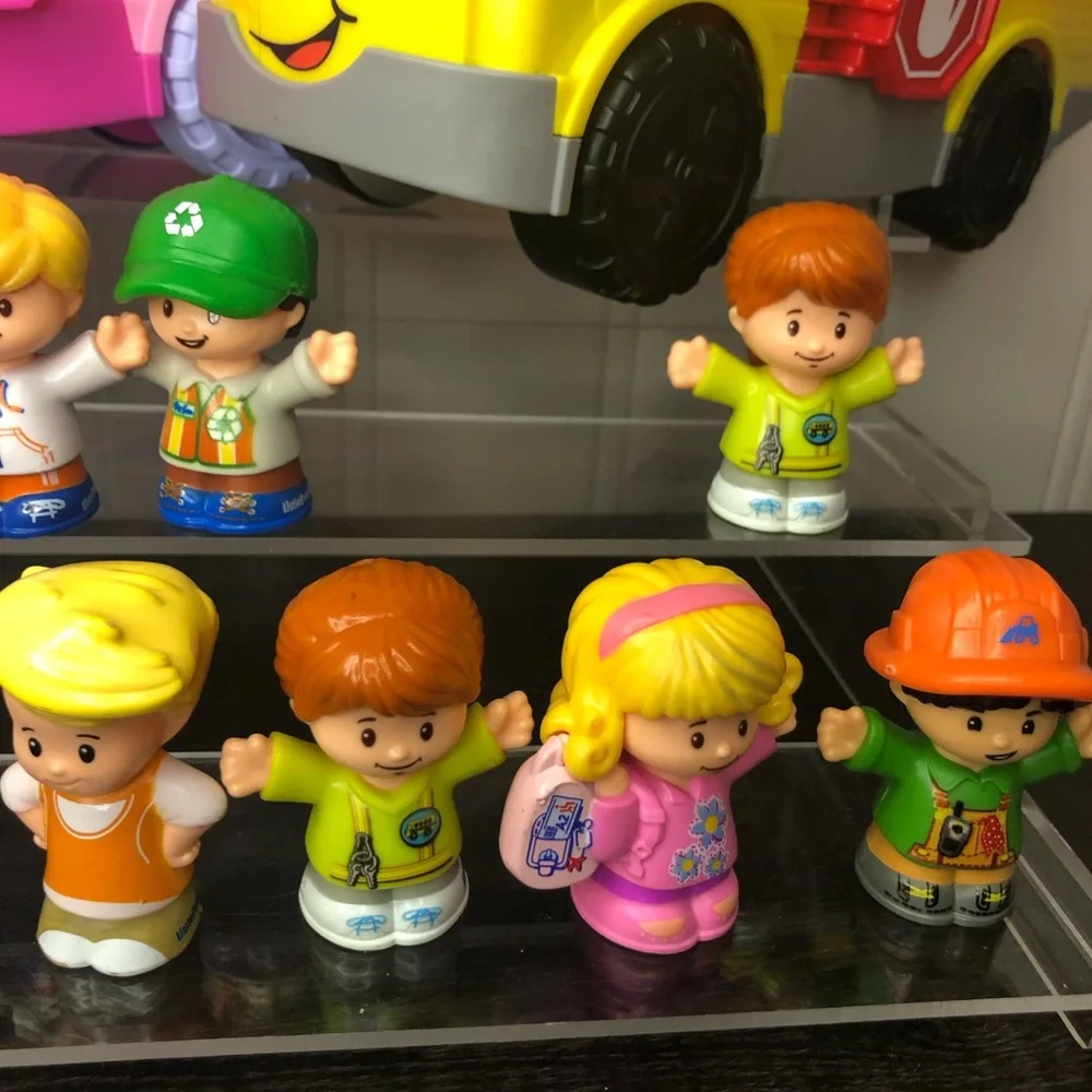 Fisher-Price little people busses and figures - Picture 5 of 5